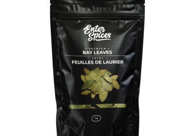 bay leaves front bay leaves front